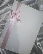 Load image into Gallery viewer, daughter / female personalised name card with bow